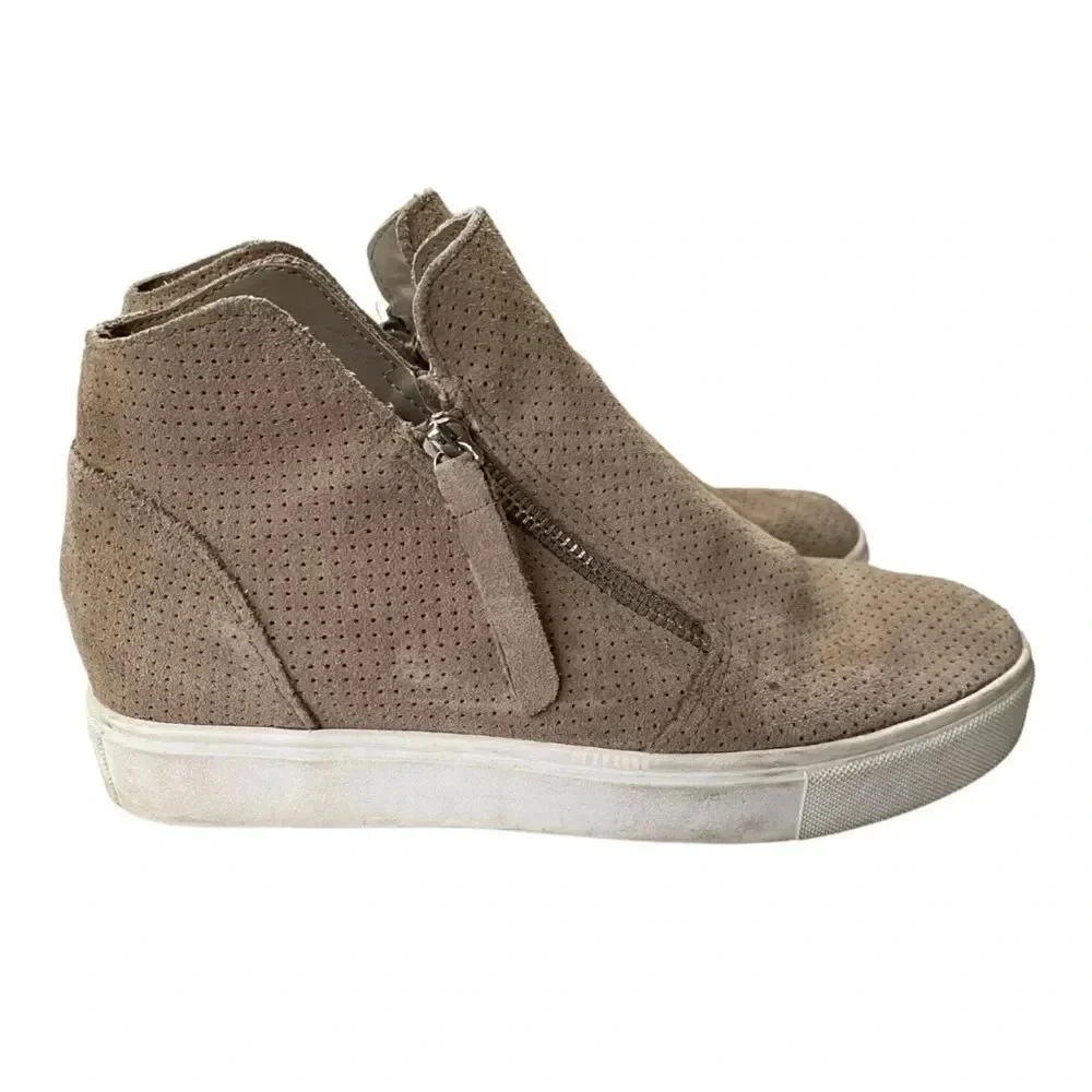 Steve Madden, Caliber Perforated Suede Wedge Sneaker, Tan, Beige, White‎